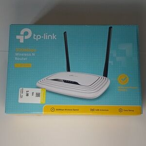TP-Link White and Black Wireless Router, 300 Mbps Wireless Speed